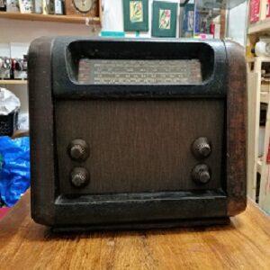 An antique radio